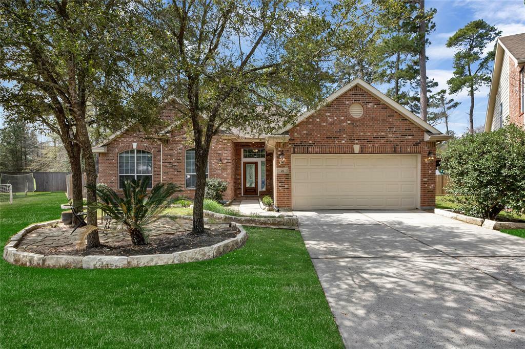 Property Photo: 27 Planchard Ct TX 77382