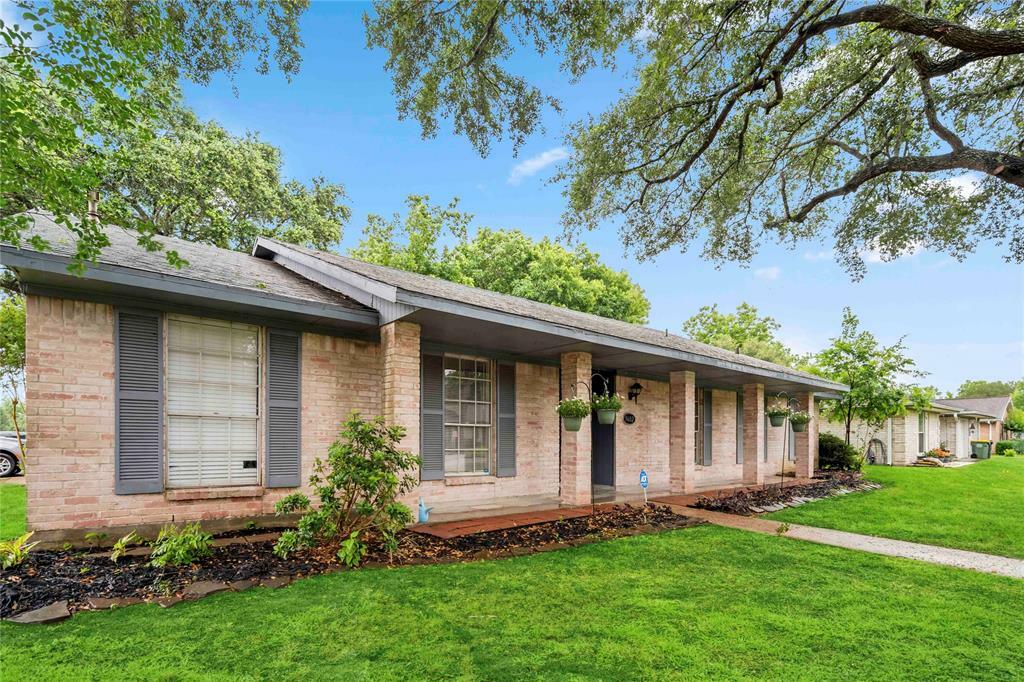 Property Photo: 5602 Carmona Lane TX 77584