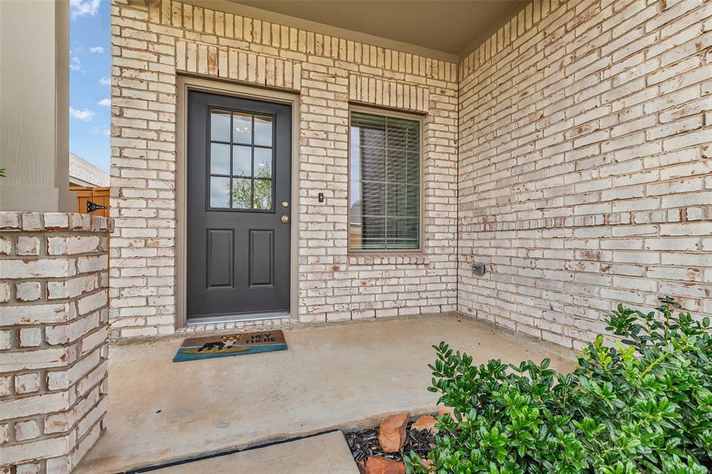 Property Photo: 8310 Royal Breeze Drive TX 77433