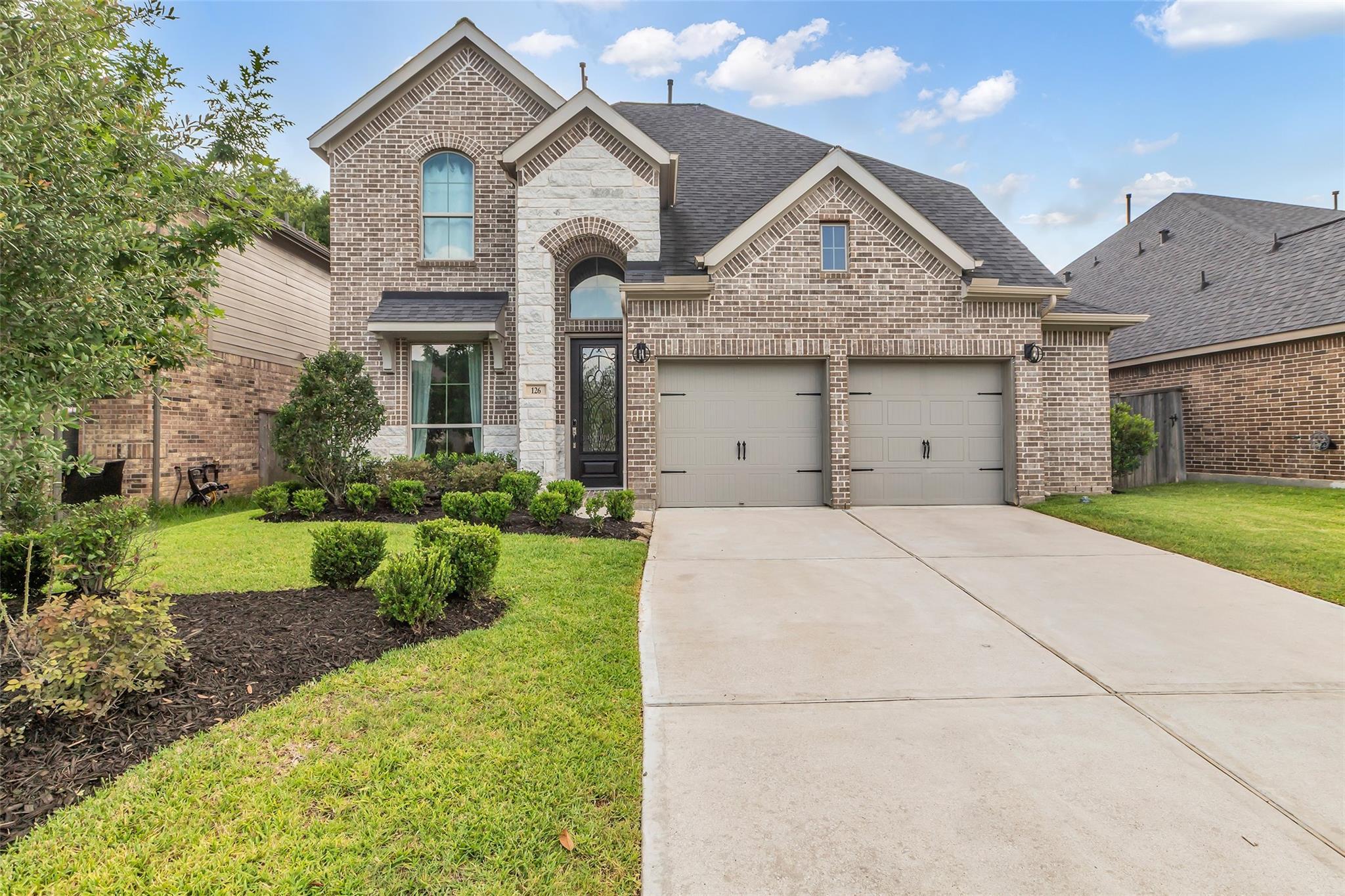 Property Photo:  126 Capriccio Lane  TX 77316 