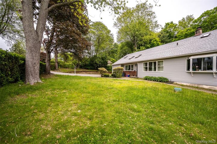 Property Photo:  929 Fox Meadow Road  NY 10598 