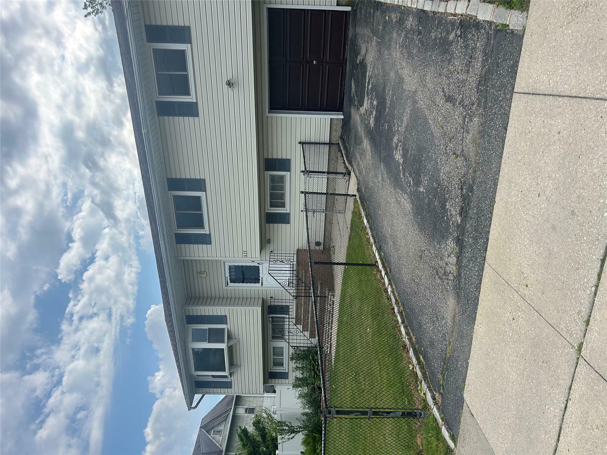 Property Photo:  635 S Wellwood Avenue  NY 11757 
