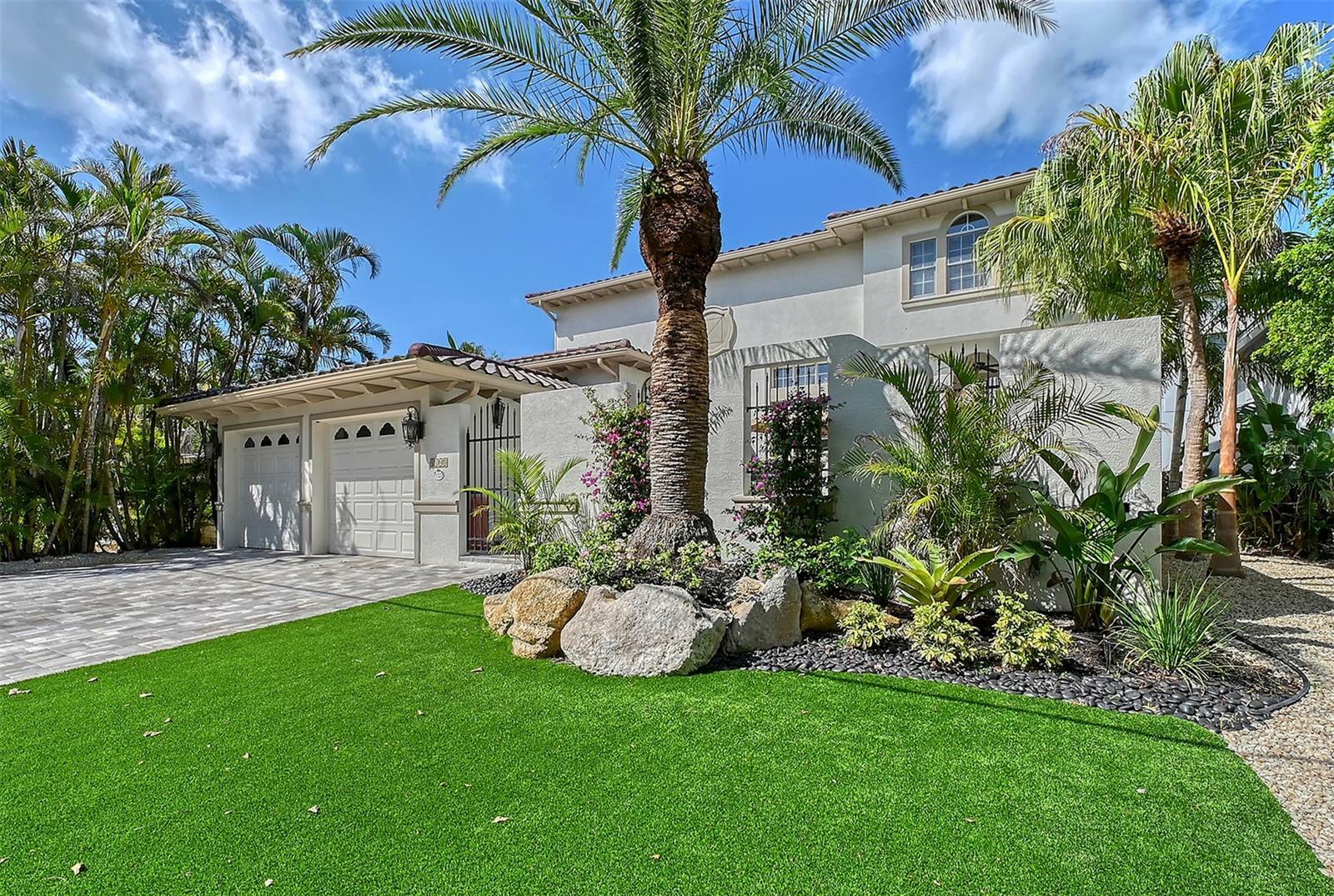 Property Photo: 4108 Roberts Point Road FL 34242