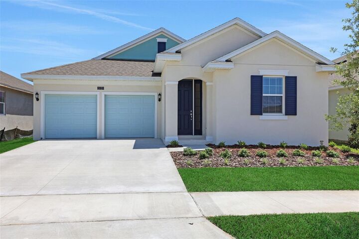 Property Photo: 5023 Firebush Drive FL 32712
