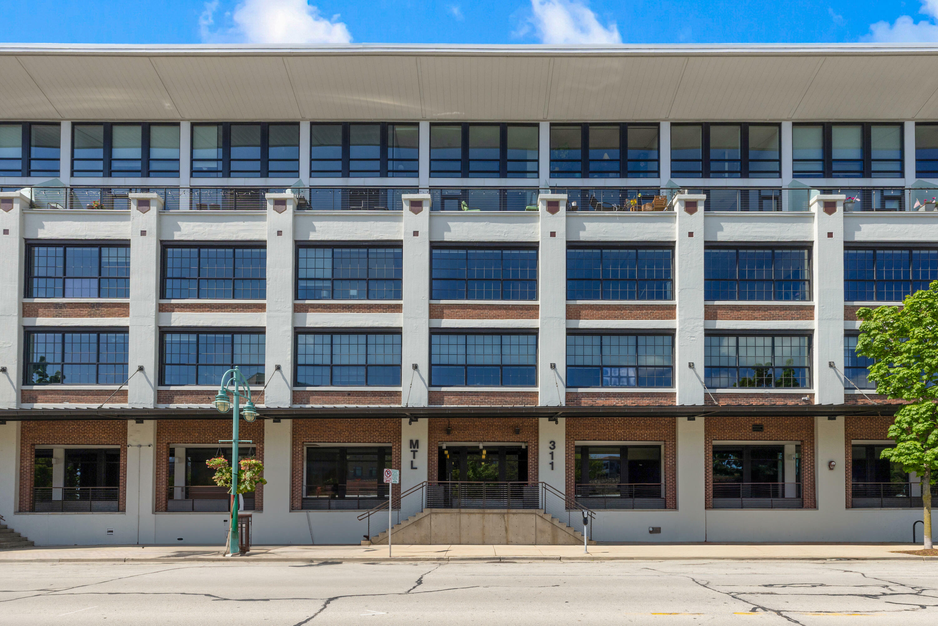 311 E Erie St 316  Milwaukee WI 53202 photo