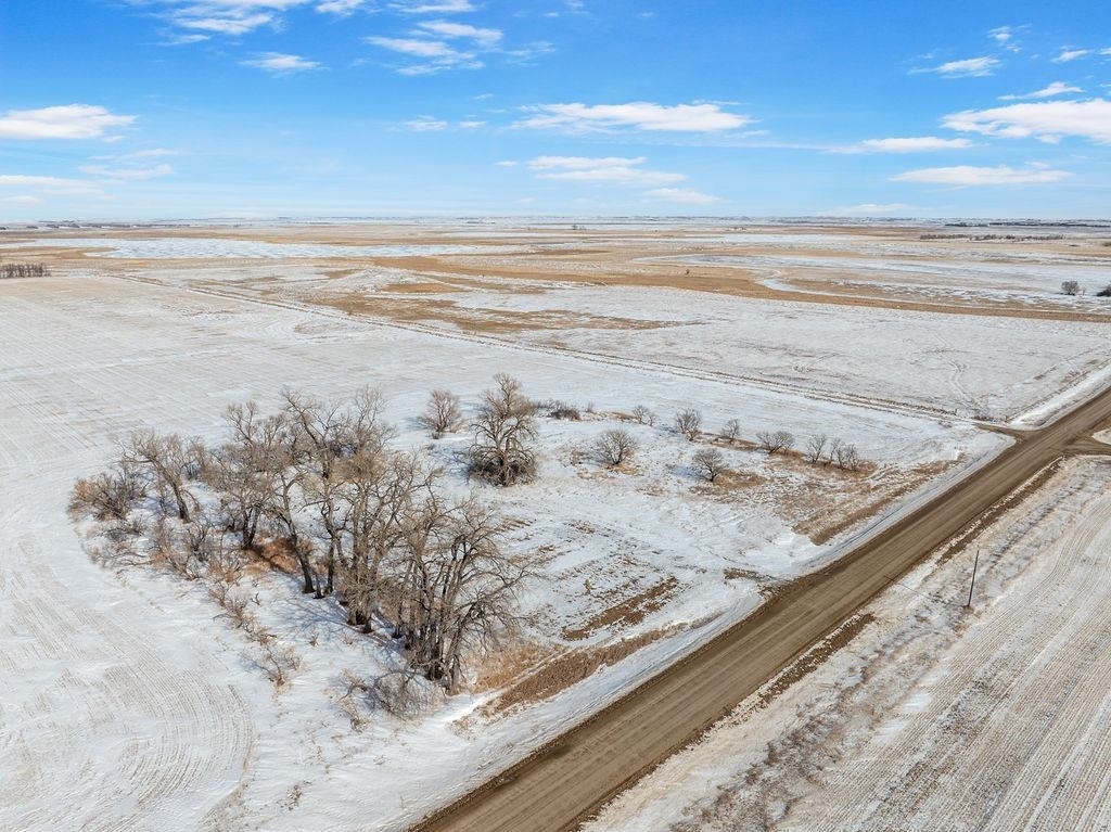 Property Photo:  2101 NW 12th St  ND 58575 