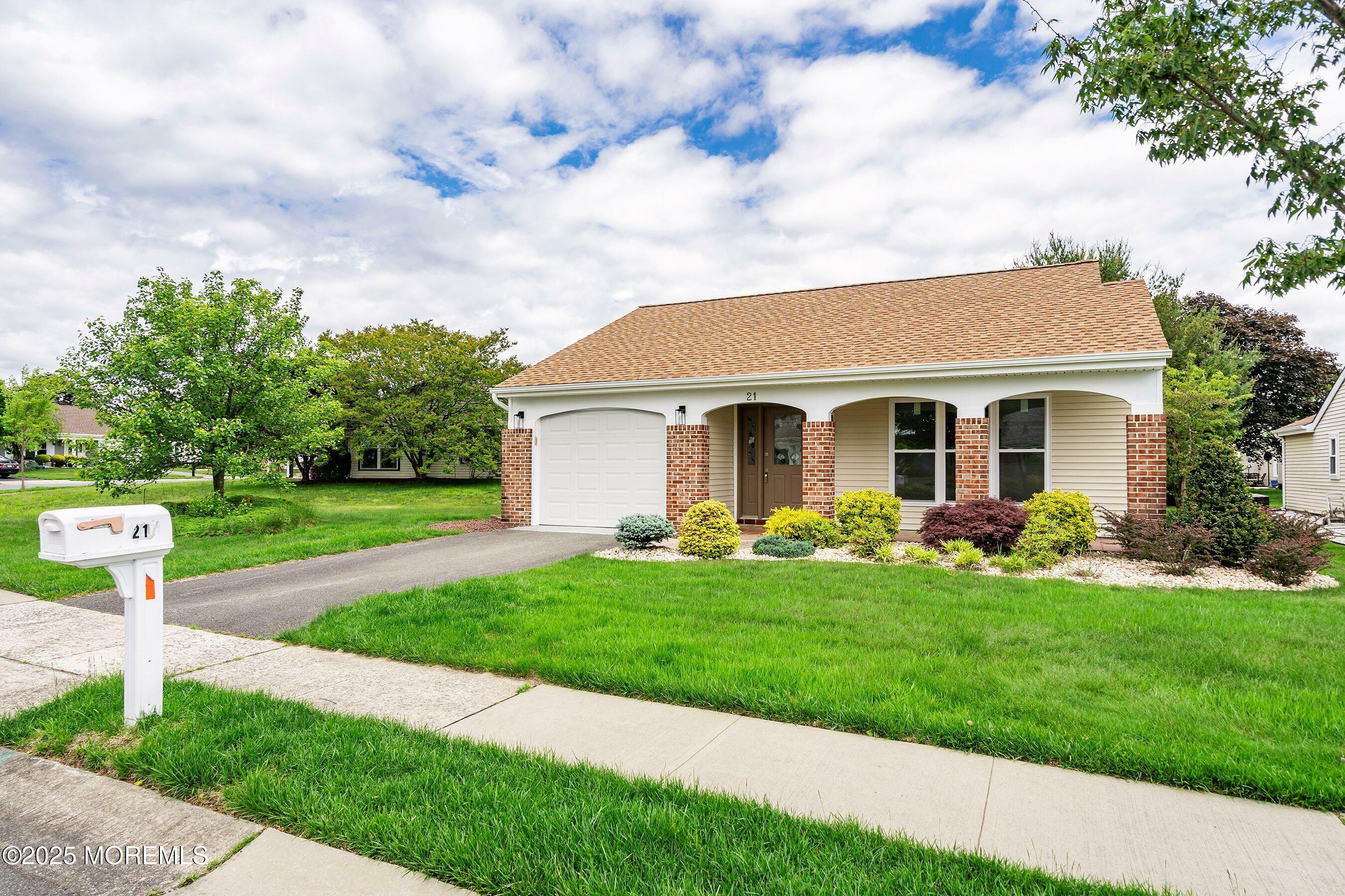 Property Photo: 21 Turnbridge NJ 08759