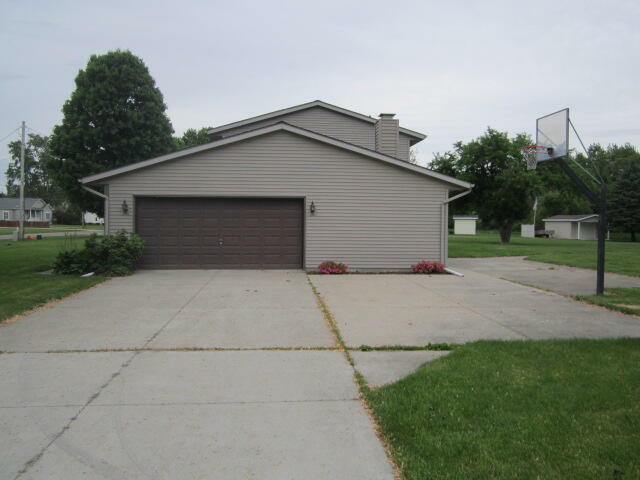 Property Photo: 679 N Union City Road MI 49036
