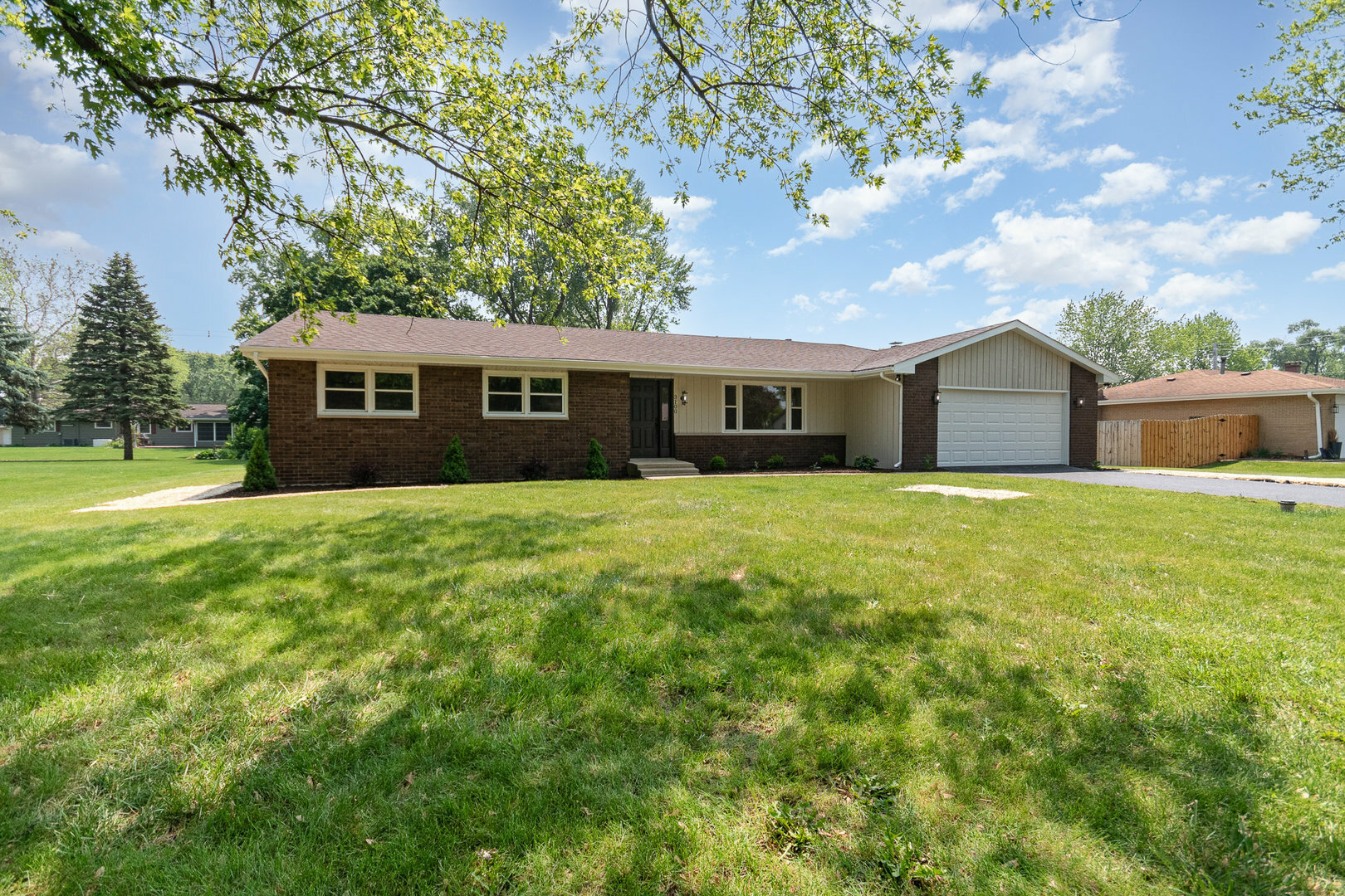 Property Photo:  3100 Galena Drive  IL 60435 