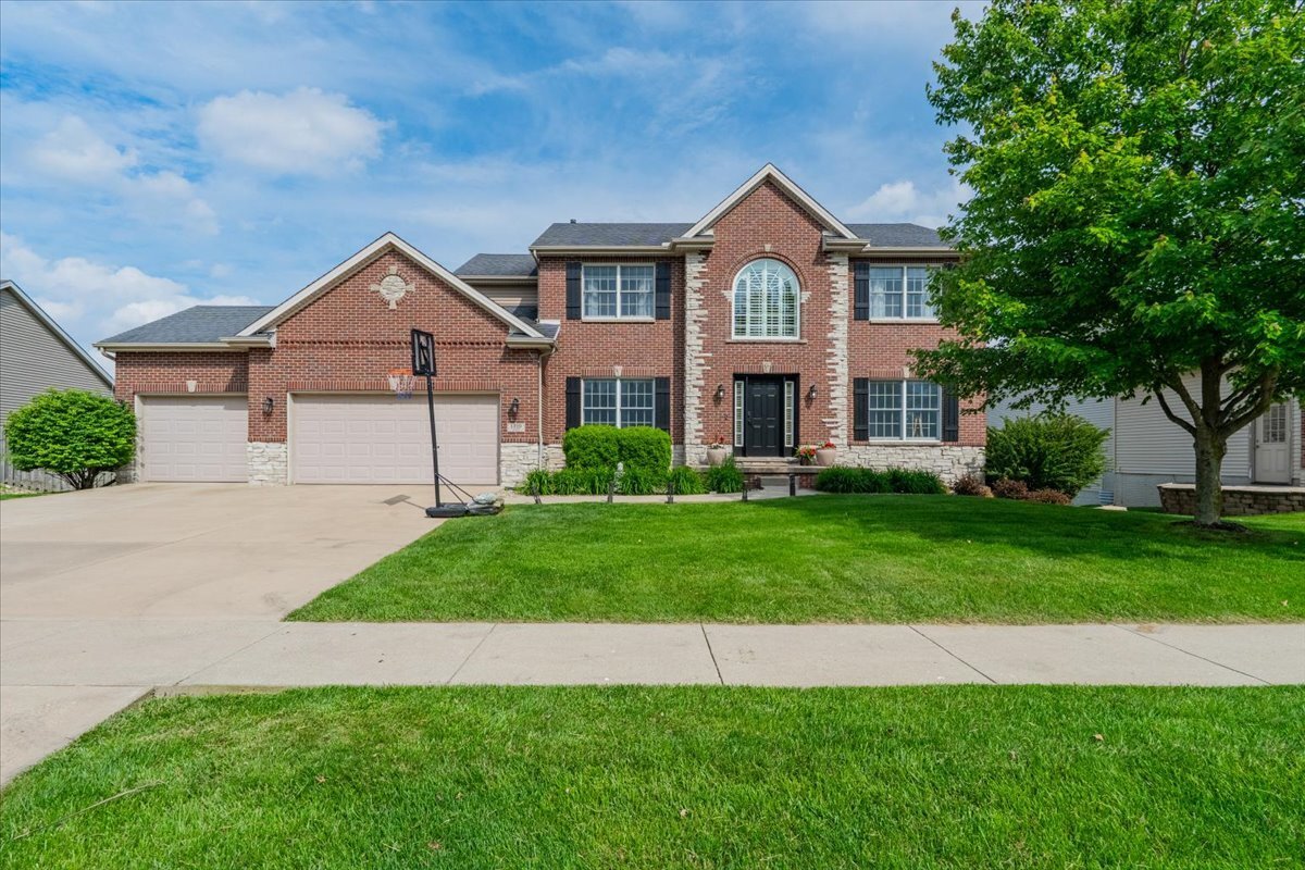 Property Photo:  1310 Guiness Drive  IL 61705 