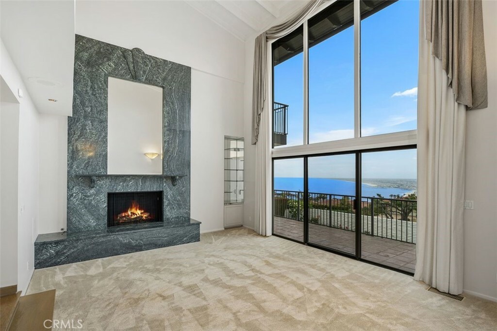 Property Photo: 953 Via Del Monte CA 90274