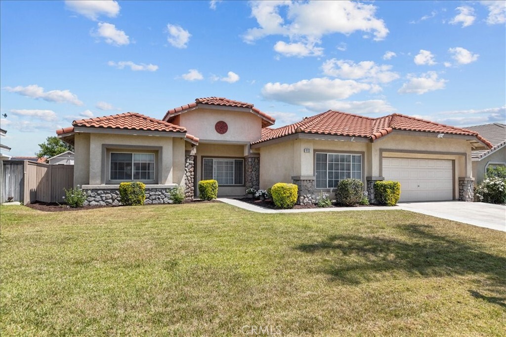 Property Photo: 4113 N Tangerine Drive CA 92377