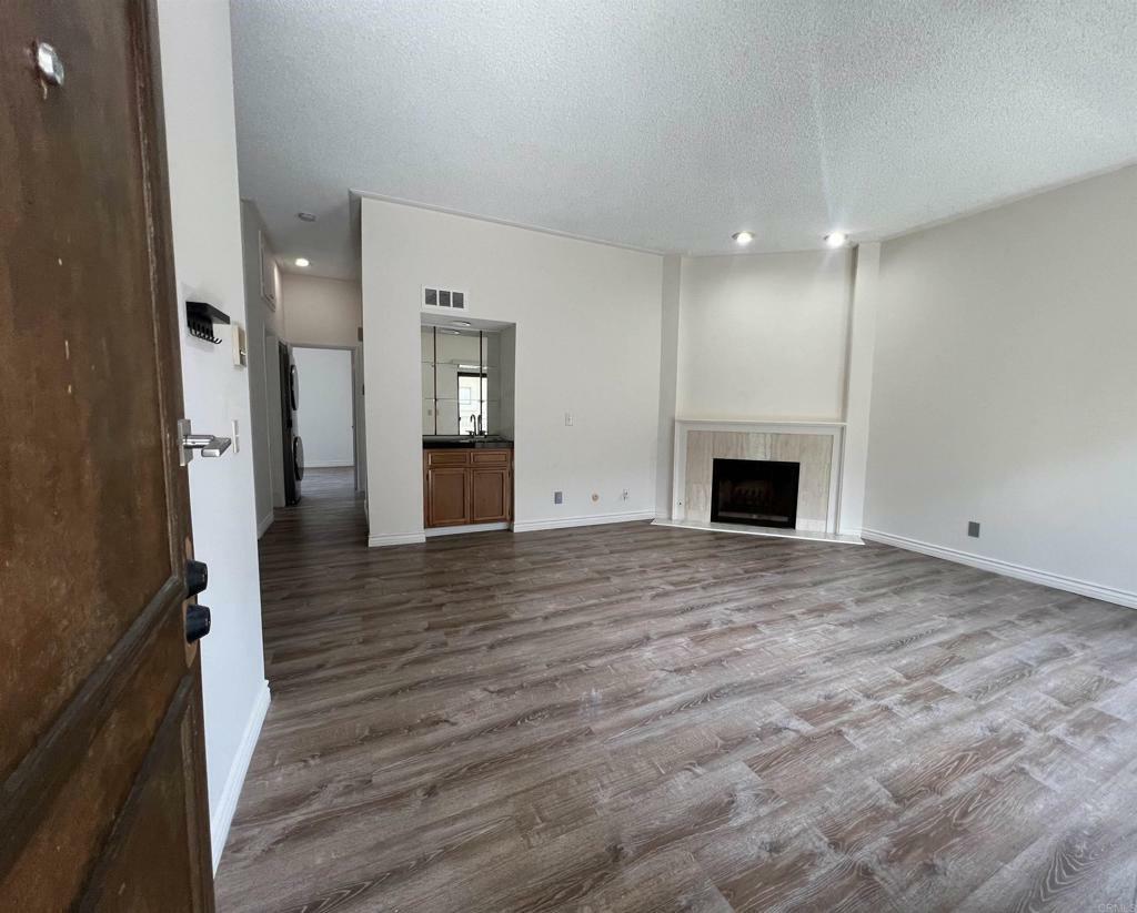 Property Photo: 5170 Clairemont Mesa Bvld 15 CA 92117
