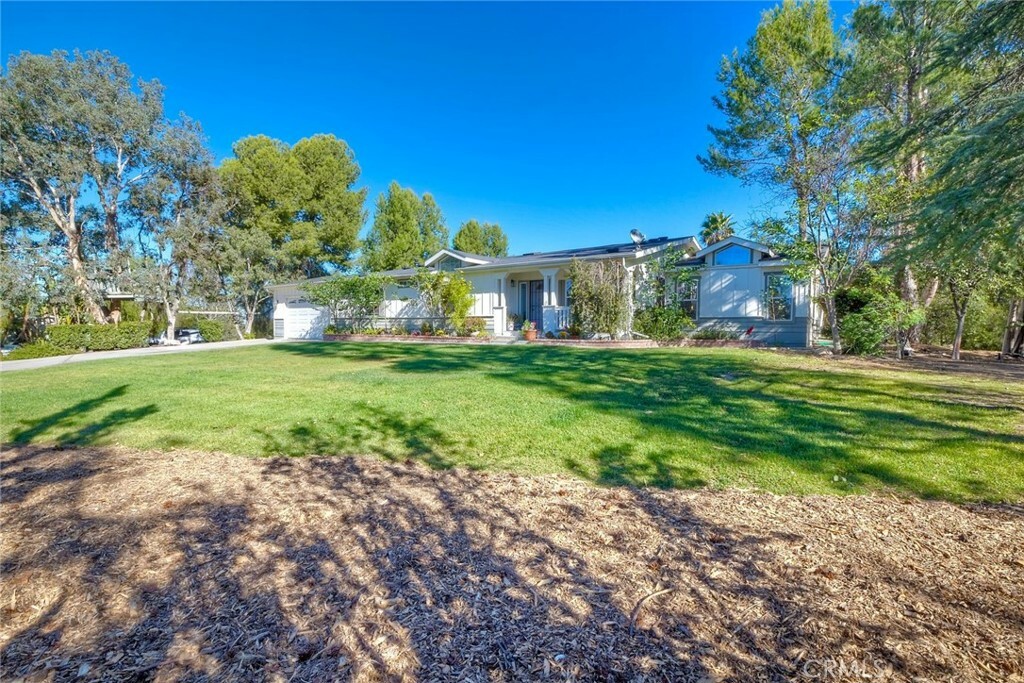 Property Photo: 35450 Calle Nopal CA 92592