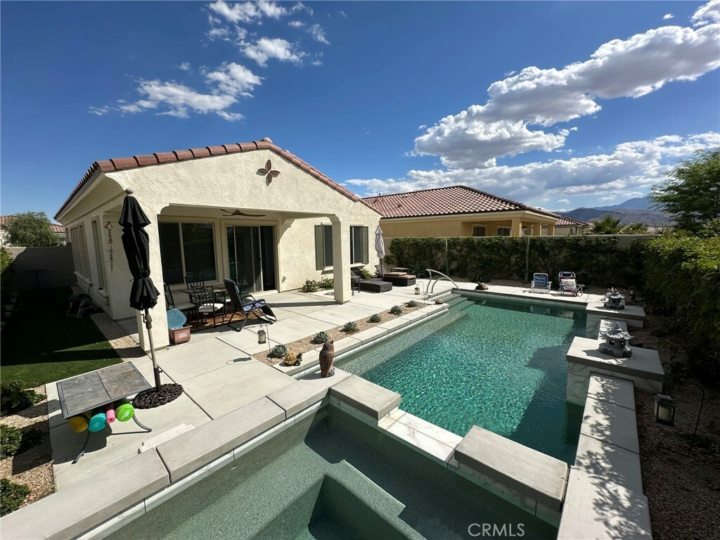 Property Photo: 26 Carmenere CA 92270