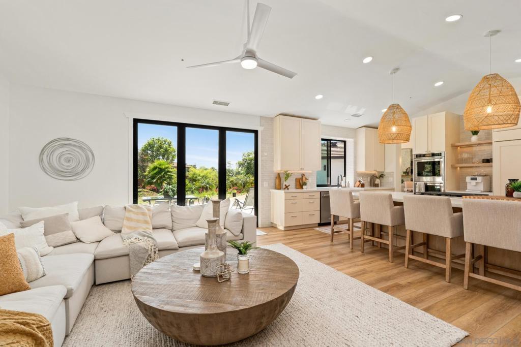 Property Photo: 2511 San Clemente Ave CA 92084
