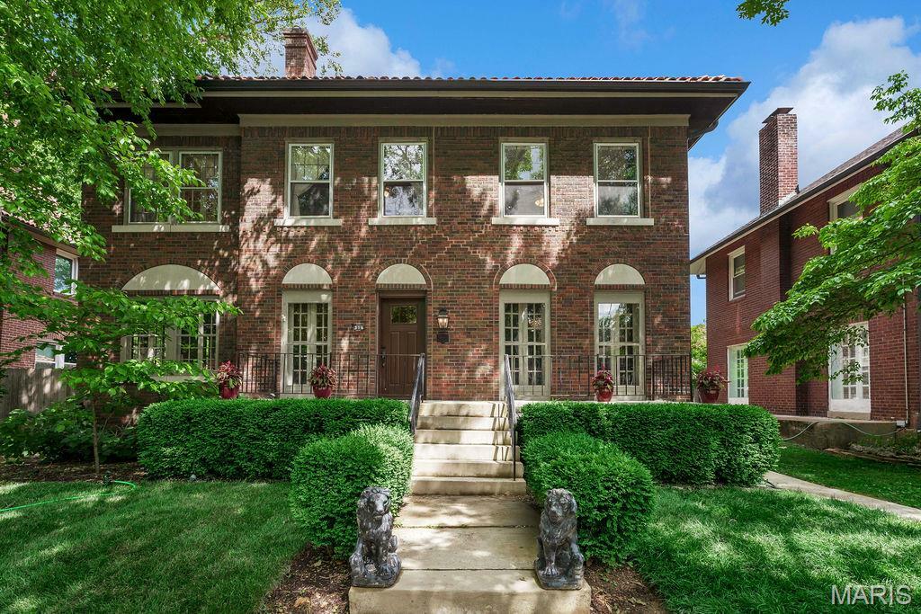 Property Photo: 316 Melville Avenue MO 63130