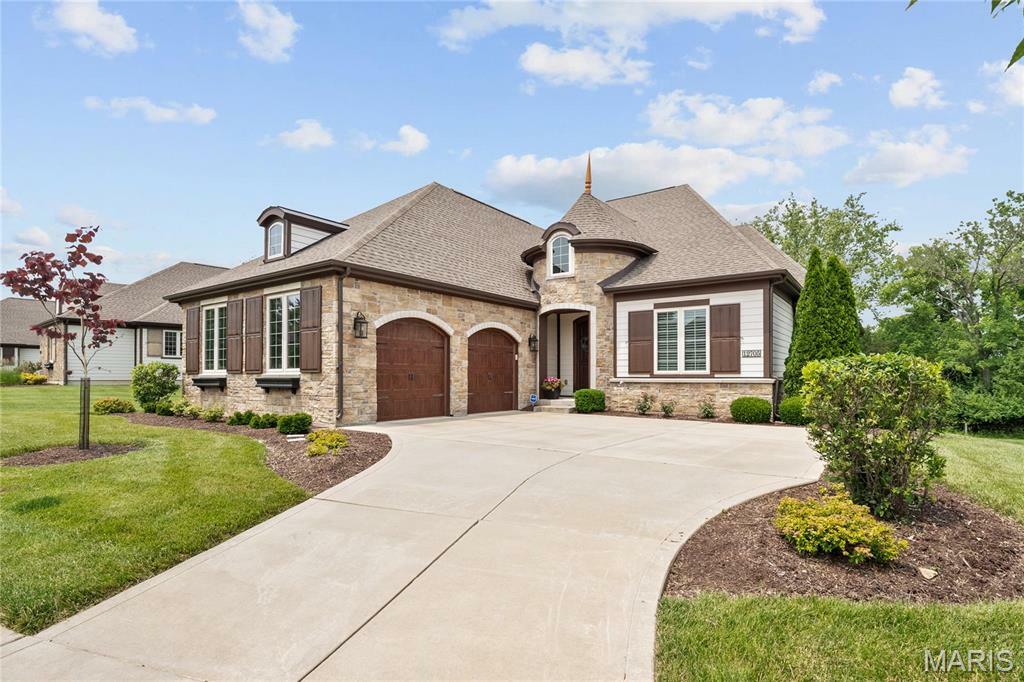 Property Photo: 12705 Creekside View Drive MO 63141