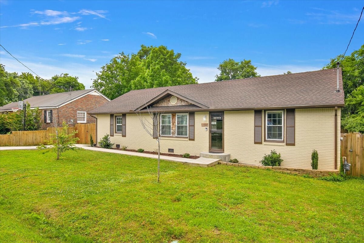 Property Photo: 1502 Lawndale St TN 37334