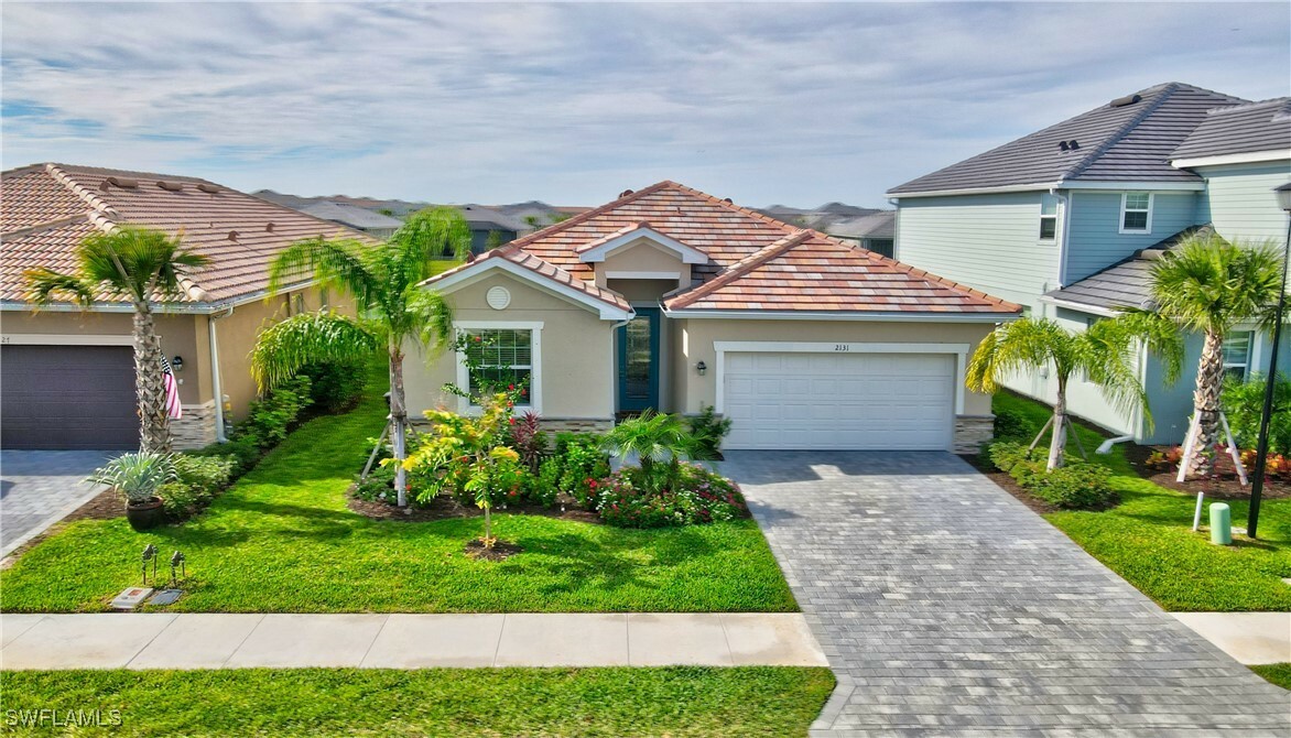 Property Photo: 2131 Hamlin Street FL 34120