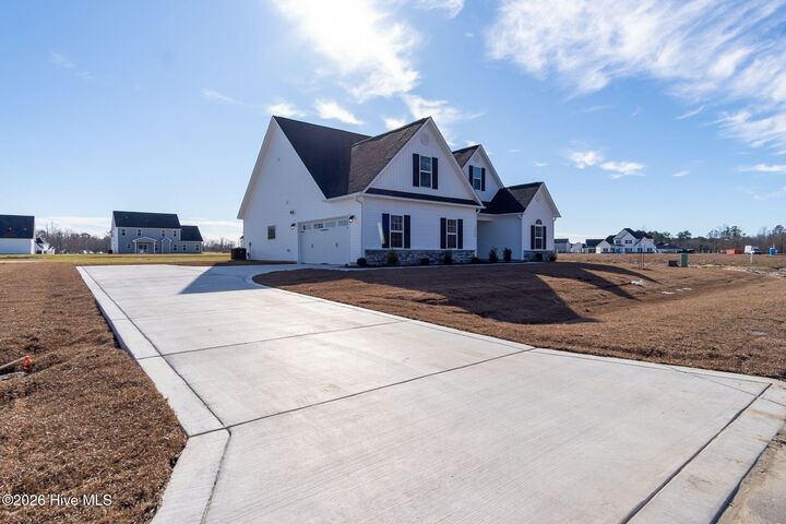 Property Photo:  2008 Yellowfin Drive  NC 28562 