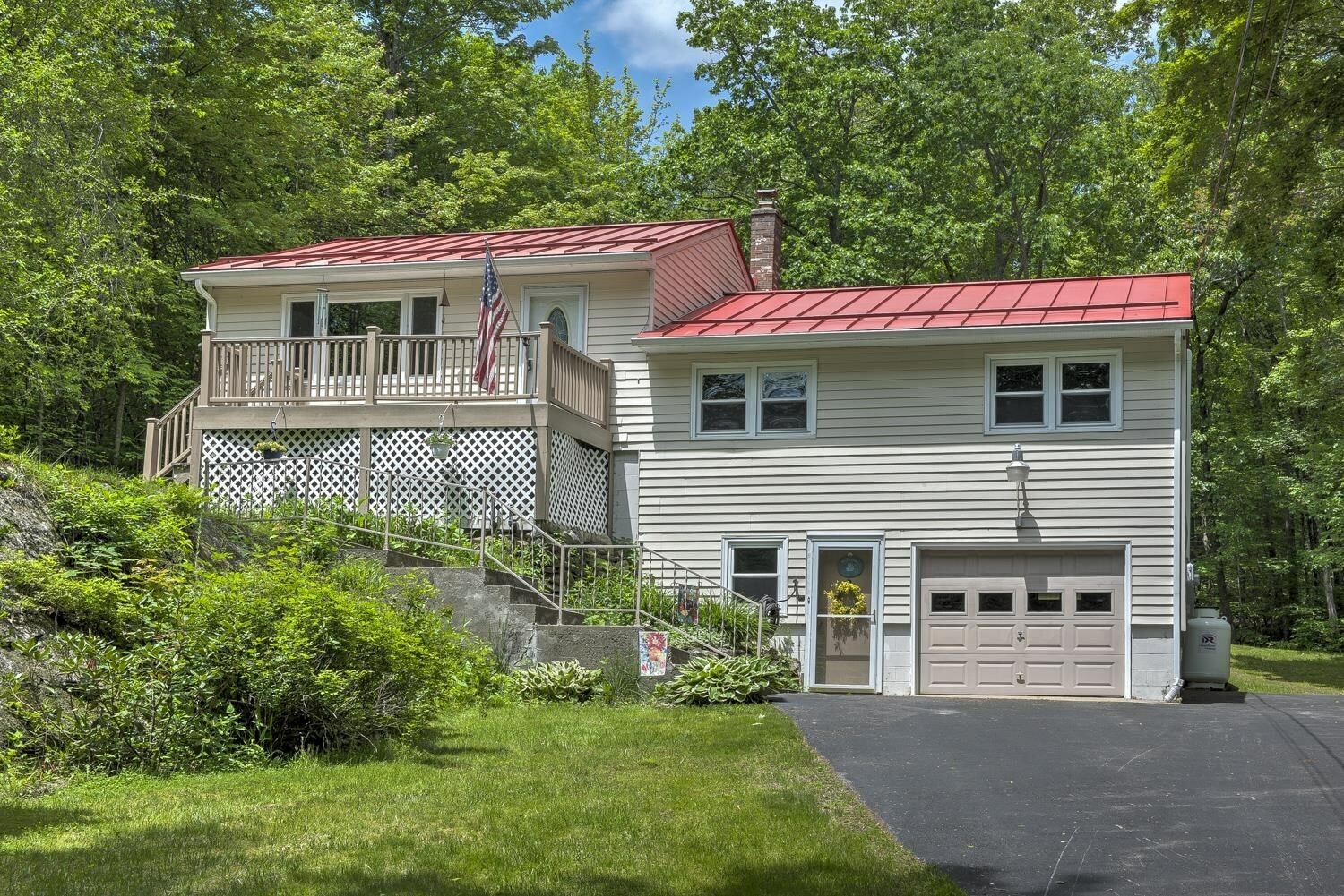 Property Photo:  45 Highland Avenue  NH 03451 
