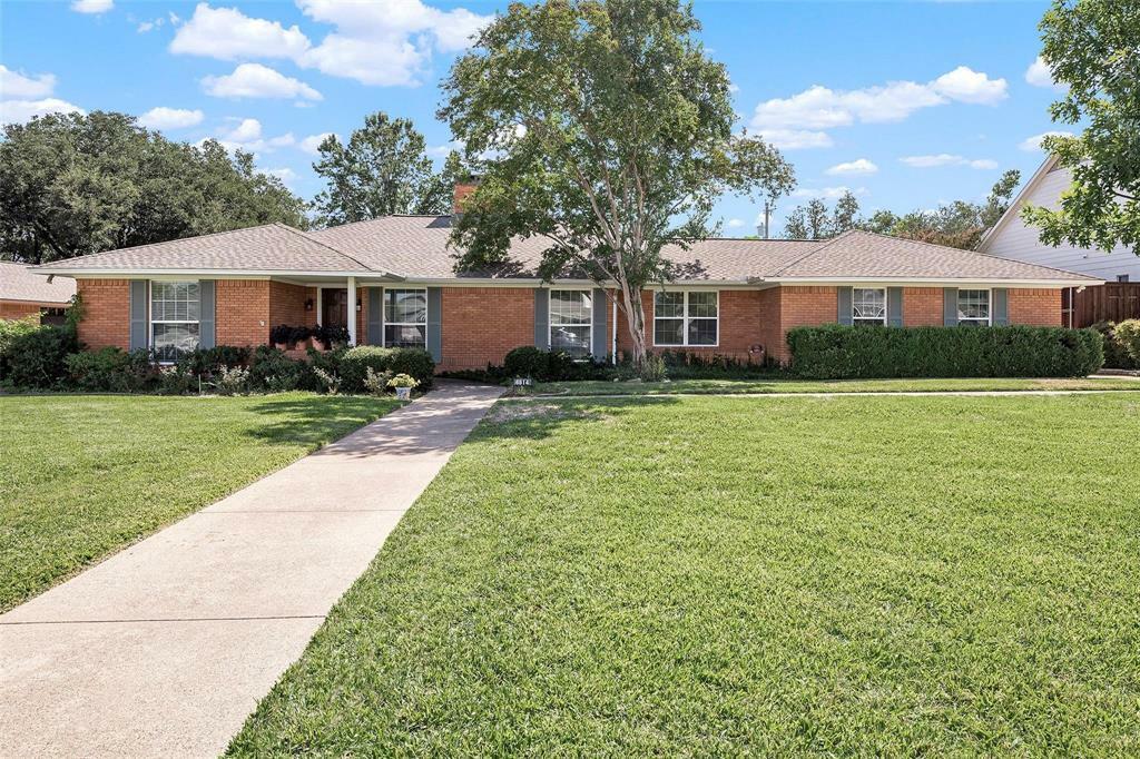Property Photo: 6814 Pemberton Drive TX 75230