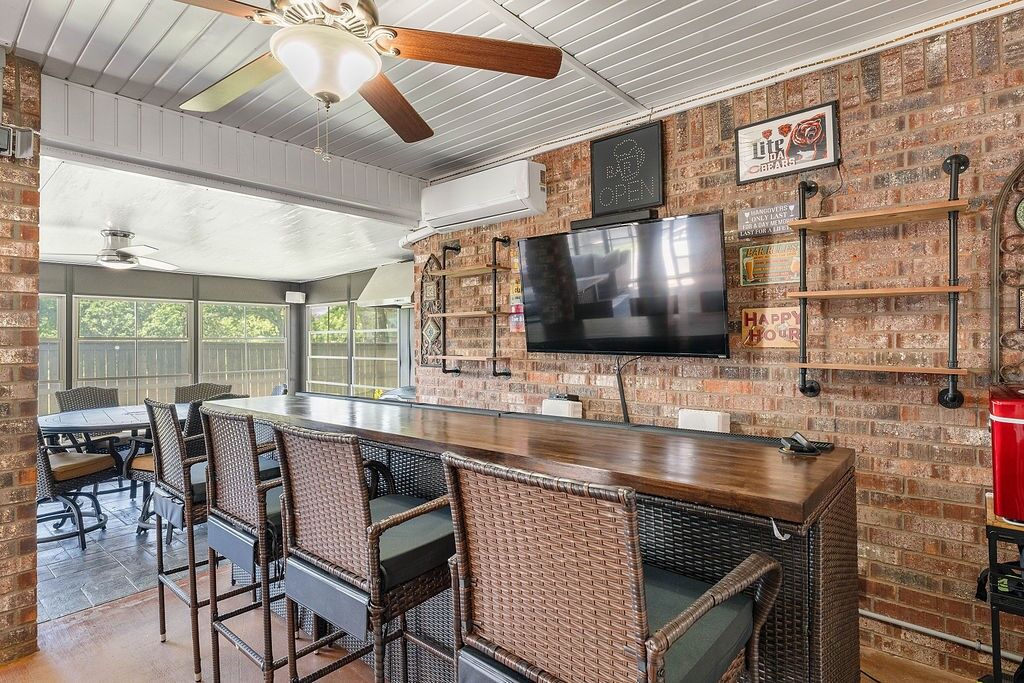 Property Photo:  4206 NE Kenton Avenue  AR 72712 