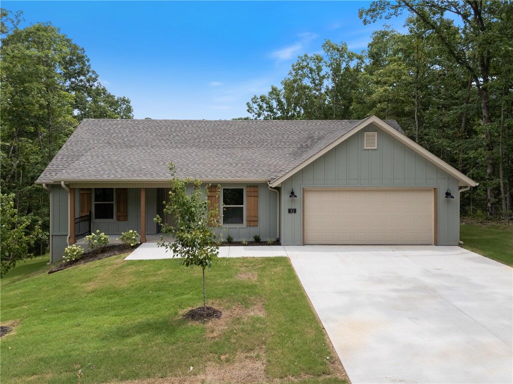 Property Photo:  32 Buckland Lane  AR 72715 