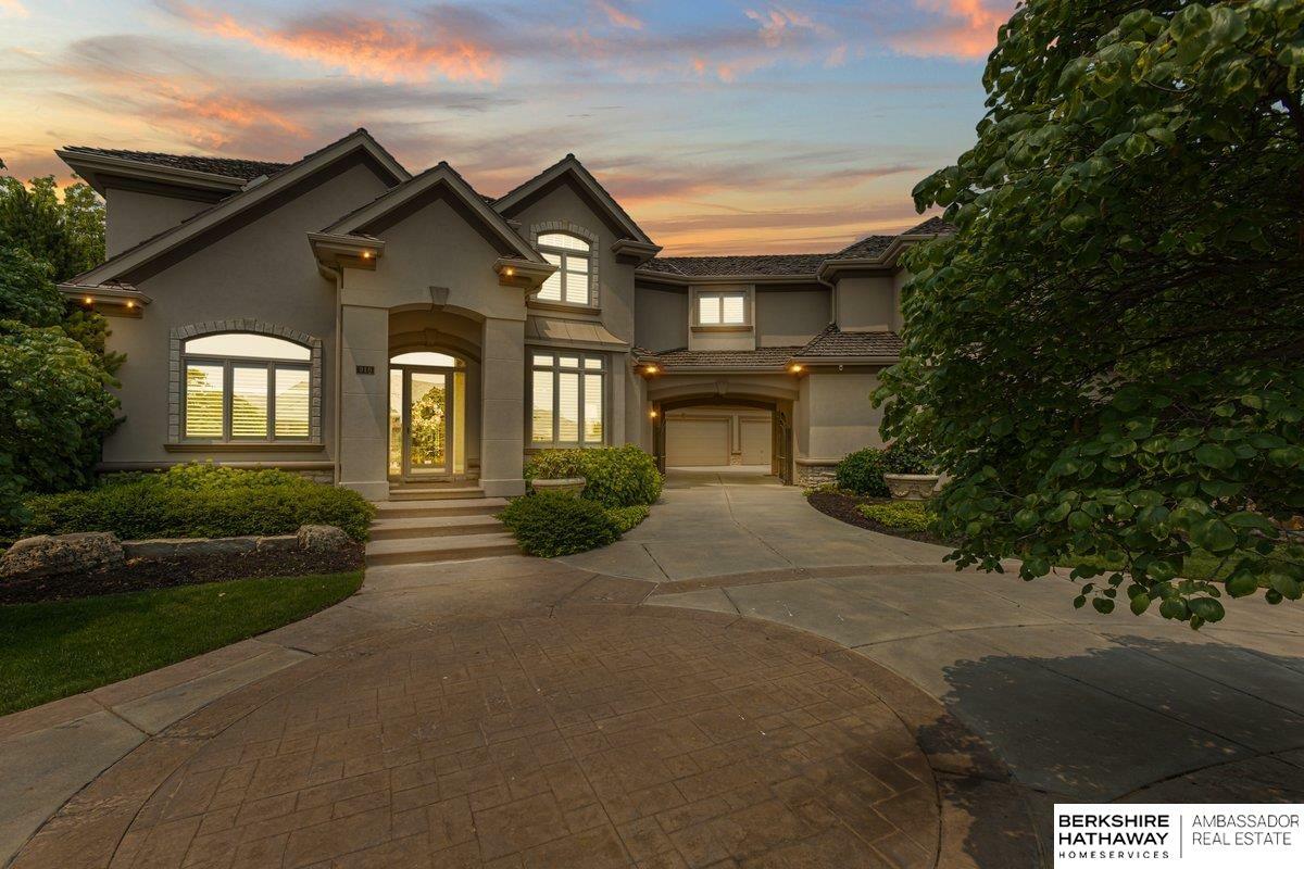 Property Photo: 910 N 143rd Avenue Circle NE 68154
