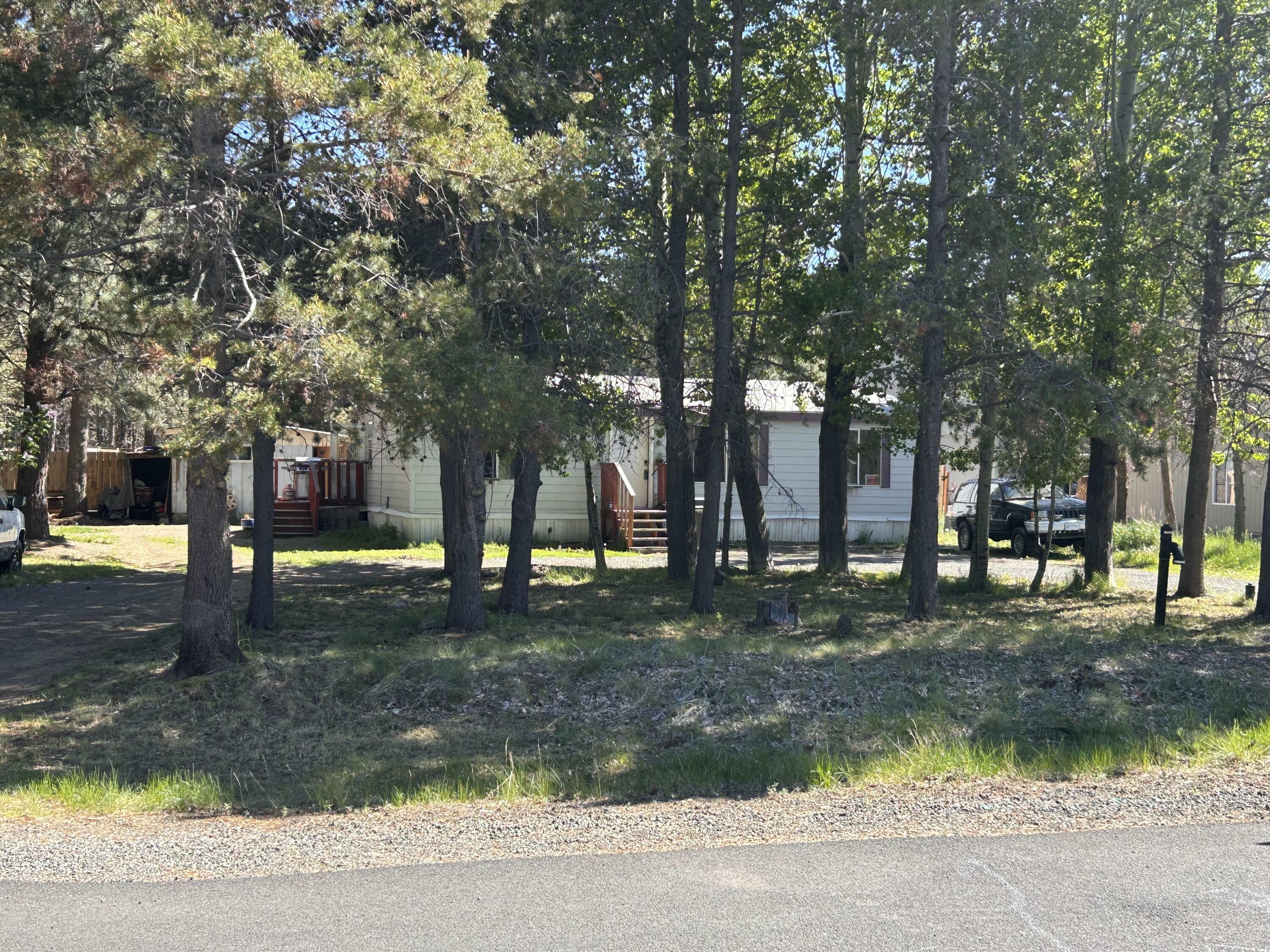 Property Photo: 17365 Canvasback Drive OR 97707