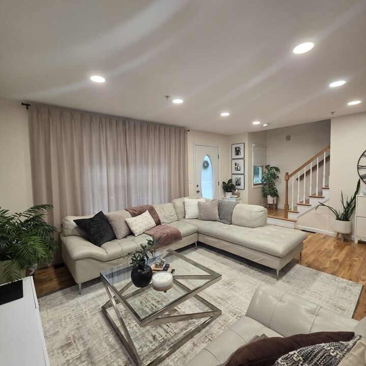 Property Photo:  955 Pleasant St 4  MA 02189 