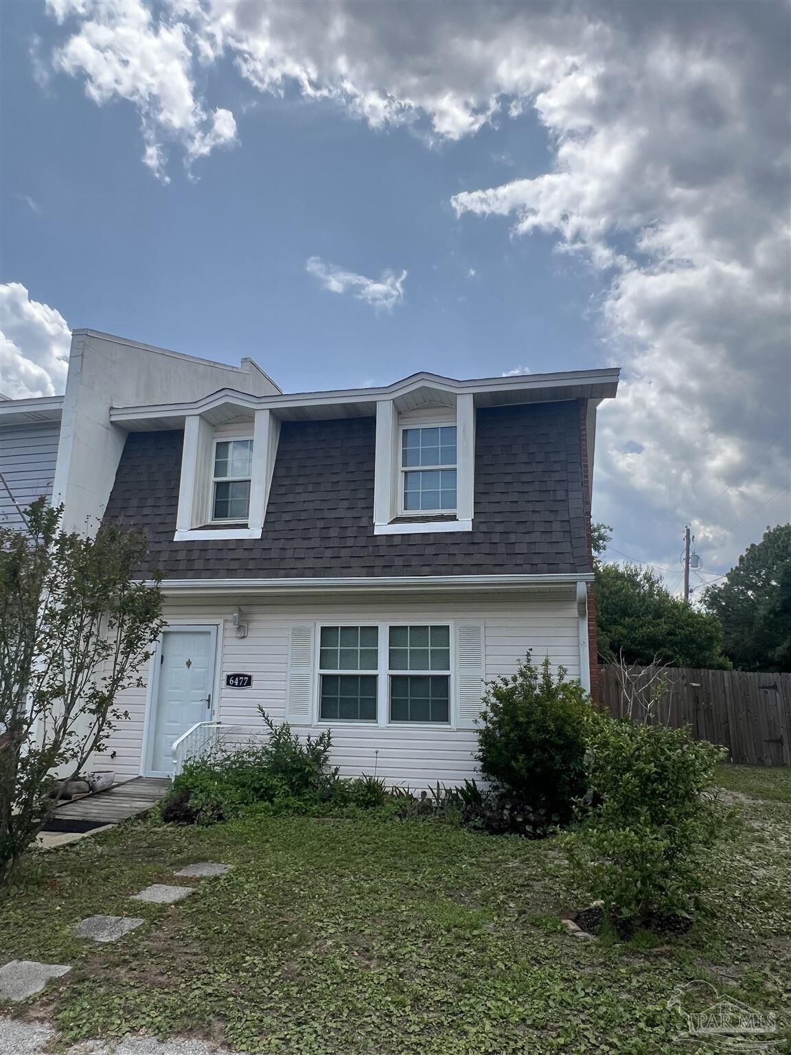 Property Photo:  6477 Tippin Ave  FL 32504 