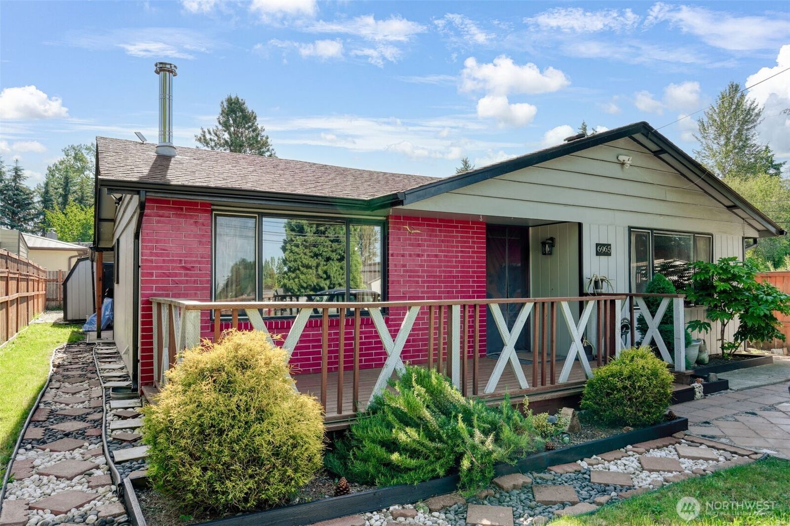 Property Photo:  6965 E  E Street  WA 98404 