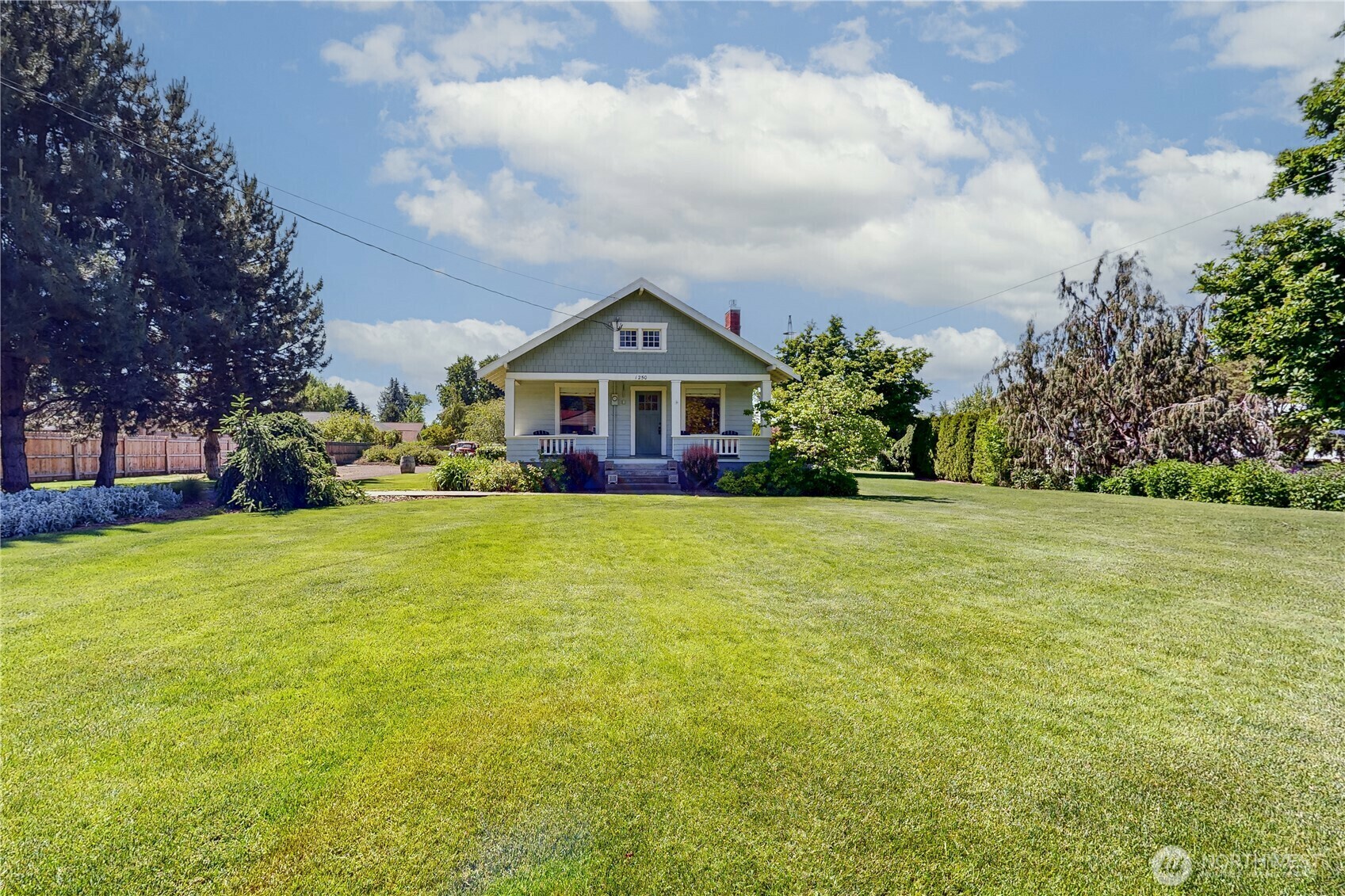 Property Photo: 1250 Bryant WA 99362