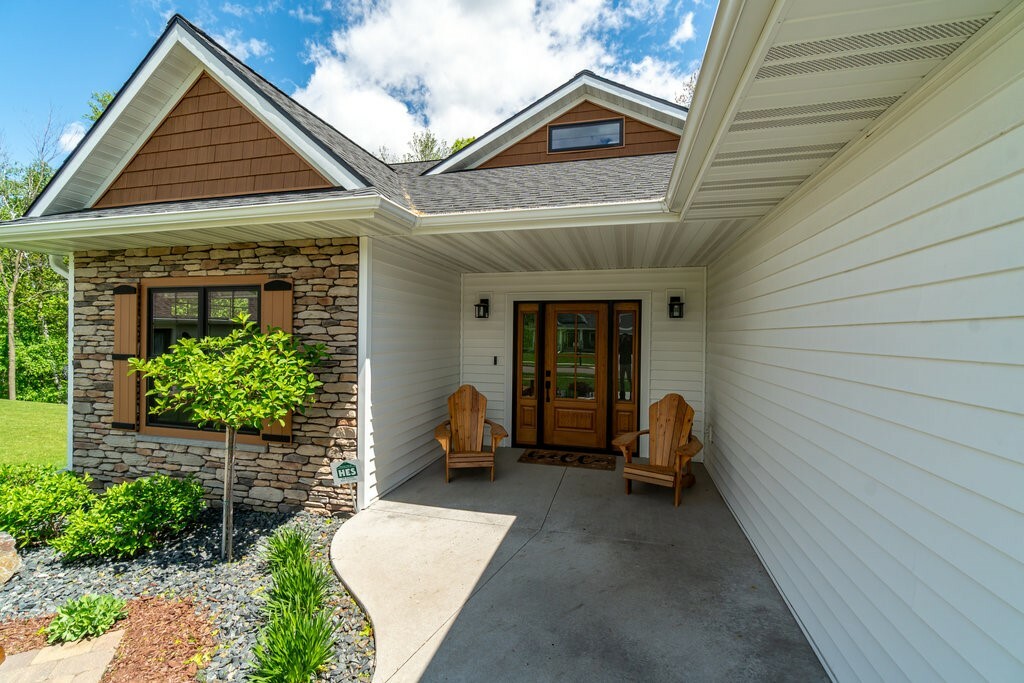 Property Photo:  2647 33rd Avenue  WI 54703 