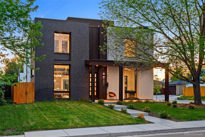 Property Photo: 1601 S Columbine Street CO 80210