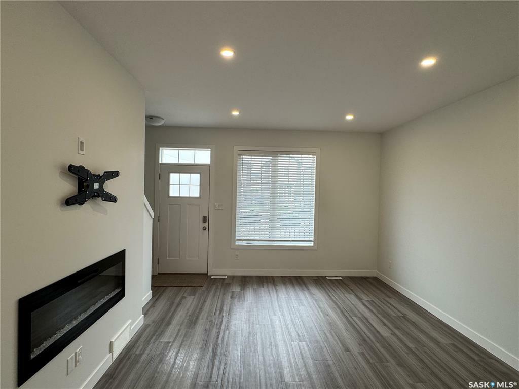 Property Photo: 1700 West Market Street SK S4Y 0G3