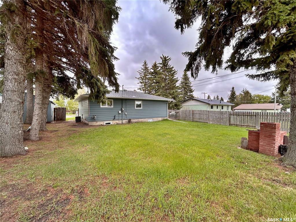 Property Photo: 202 Wilfred Street SK S0G 5A0