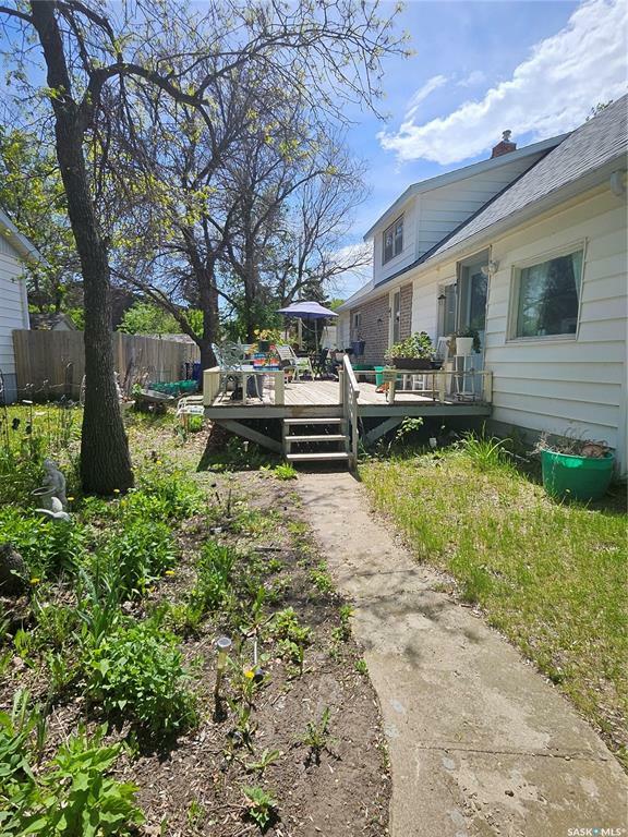 Property Photo: 402 Saskatchewan Avenue SK S0C 2L0