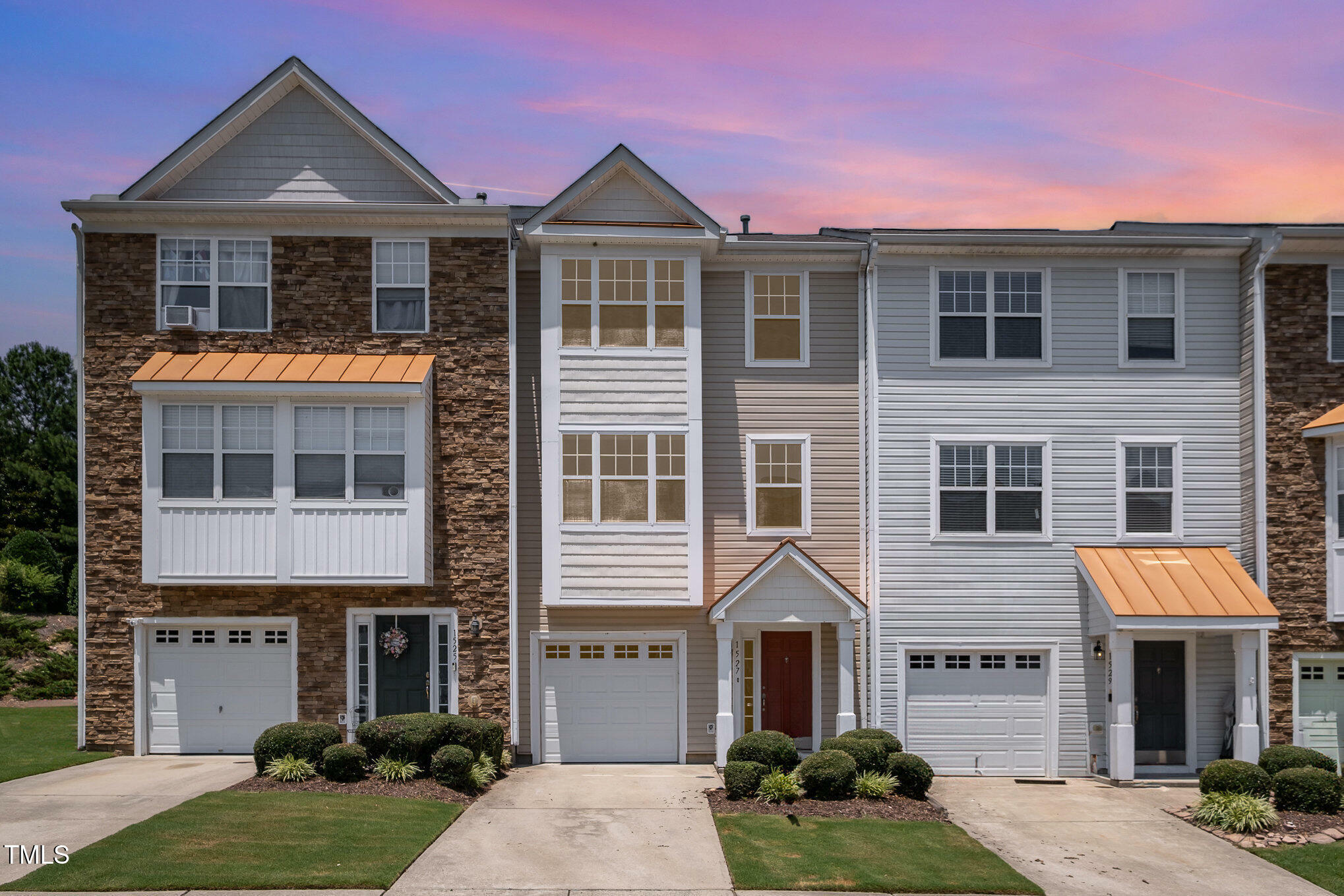 Property Photo: 1527 Haywards Heath Lane NC 27502