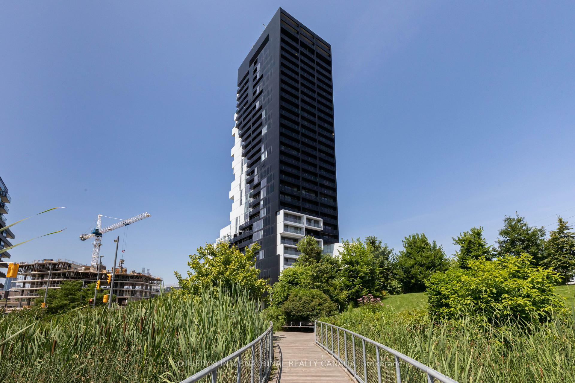 Photo de la propriété: 170 Bayview Avenue 1402 ON M5A 0M4