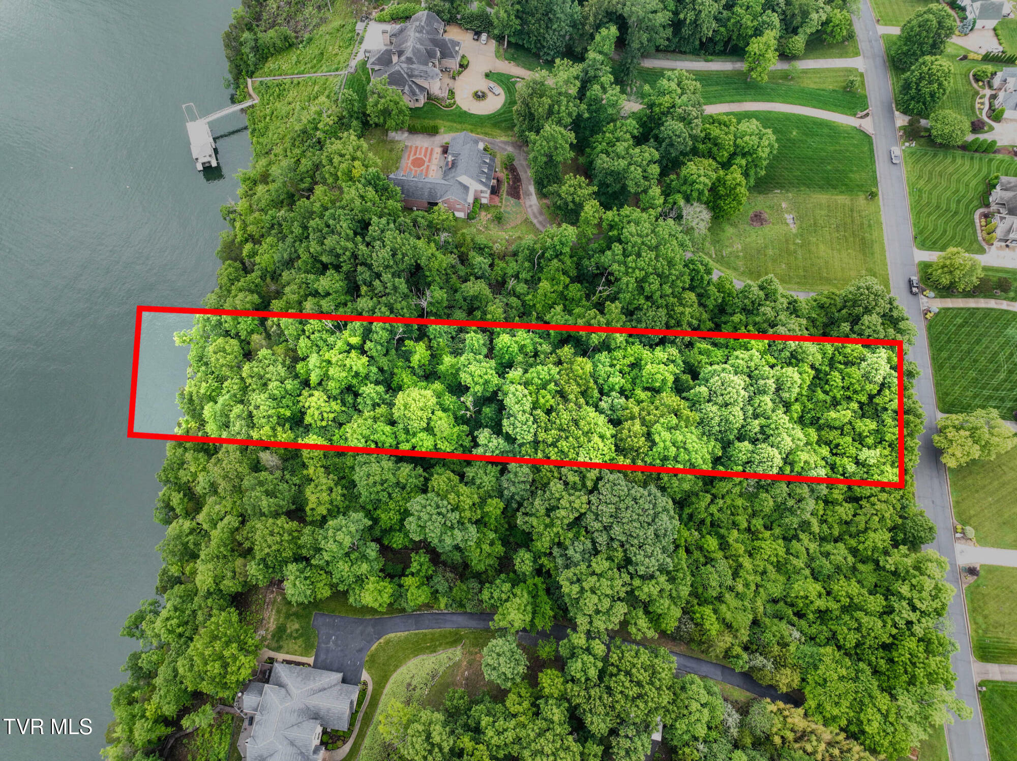 Property Photo:  614 Harbor Point Drive  TN 37615 