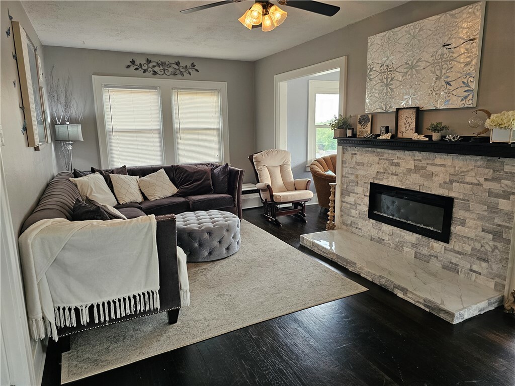 Property Photo:  3213 Brownsville Road  PA 15227 