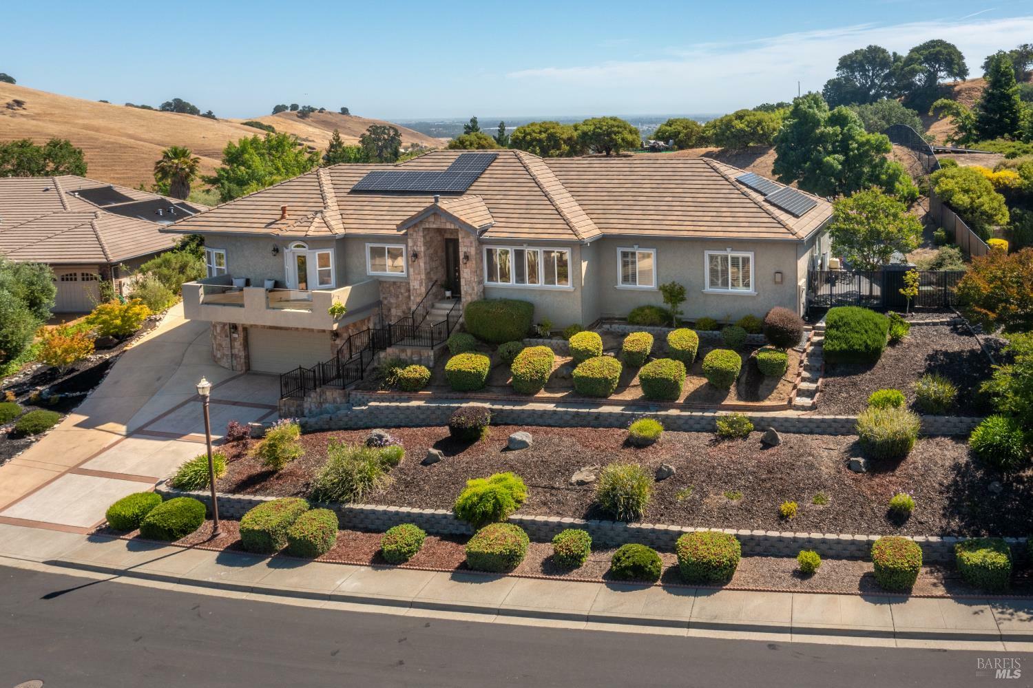 Property Photo: 6141 N Vine Street CA 95688