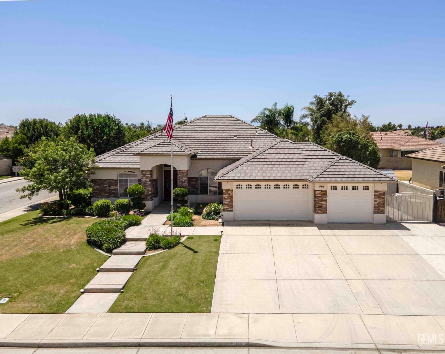 Property Photo:  15617 Screaming Eagle Avenue  CA 93314 