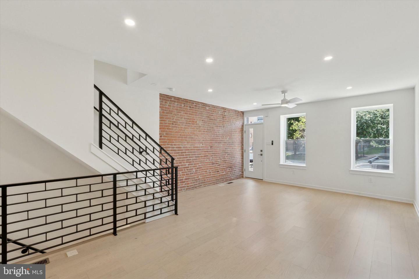 Property Photo:  1731 S 10th Street  PA 19148 