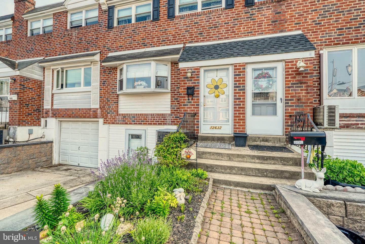 12632 Biscayne Drive  Philadelphia PA 19154 photo