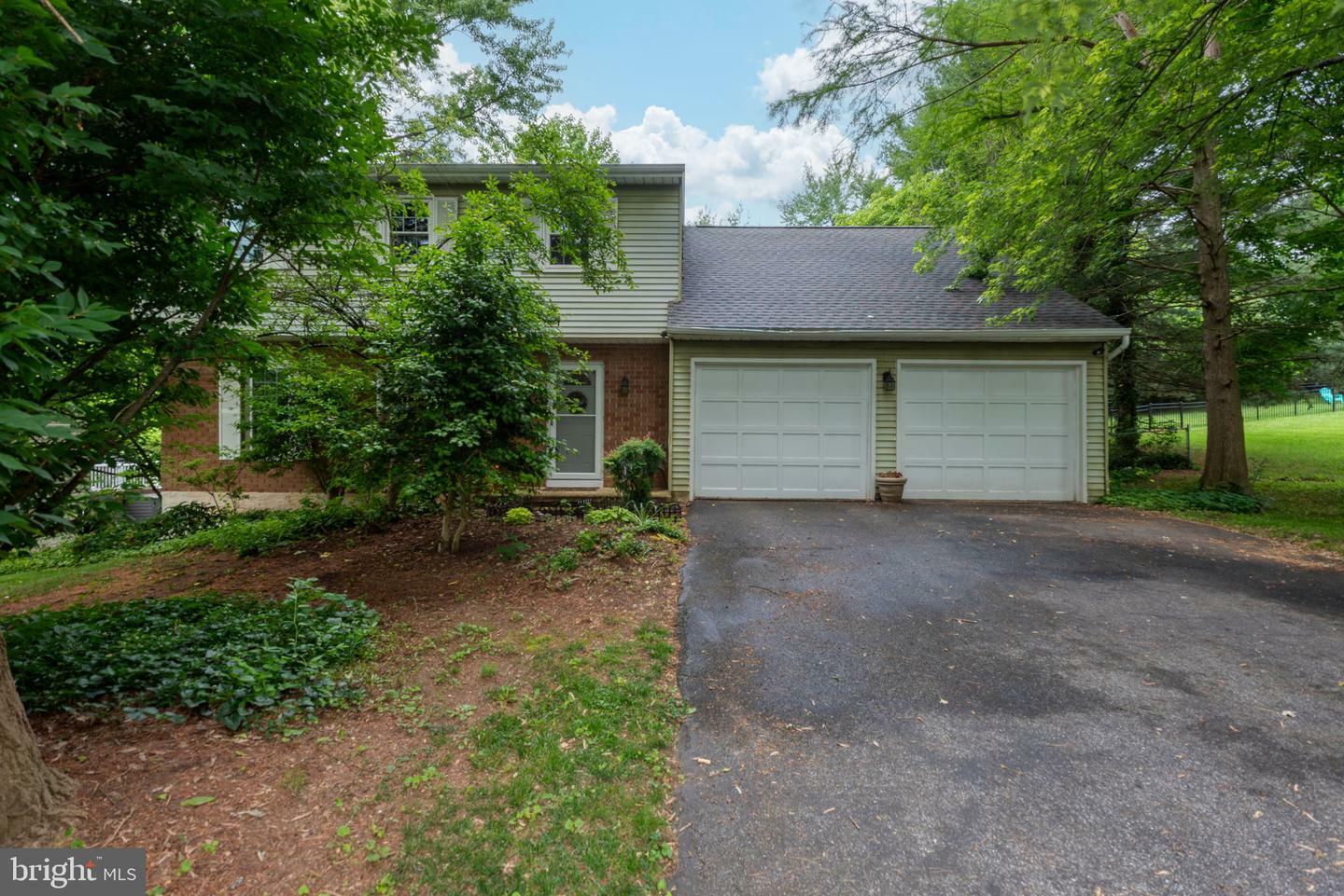 Property Photo: 426 School Road PA 17407