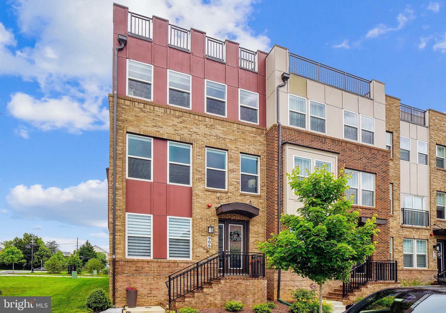 Property Photo: 906 Vermeer Avenue MD 20878